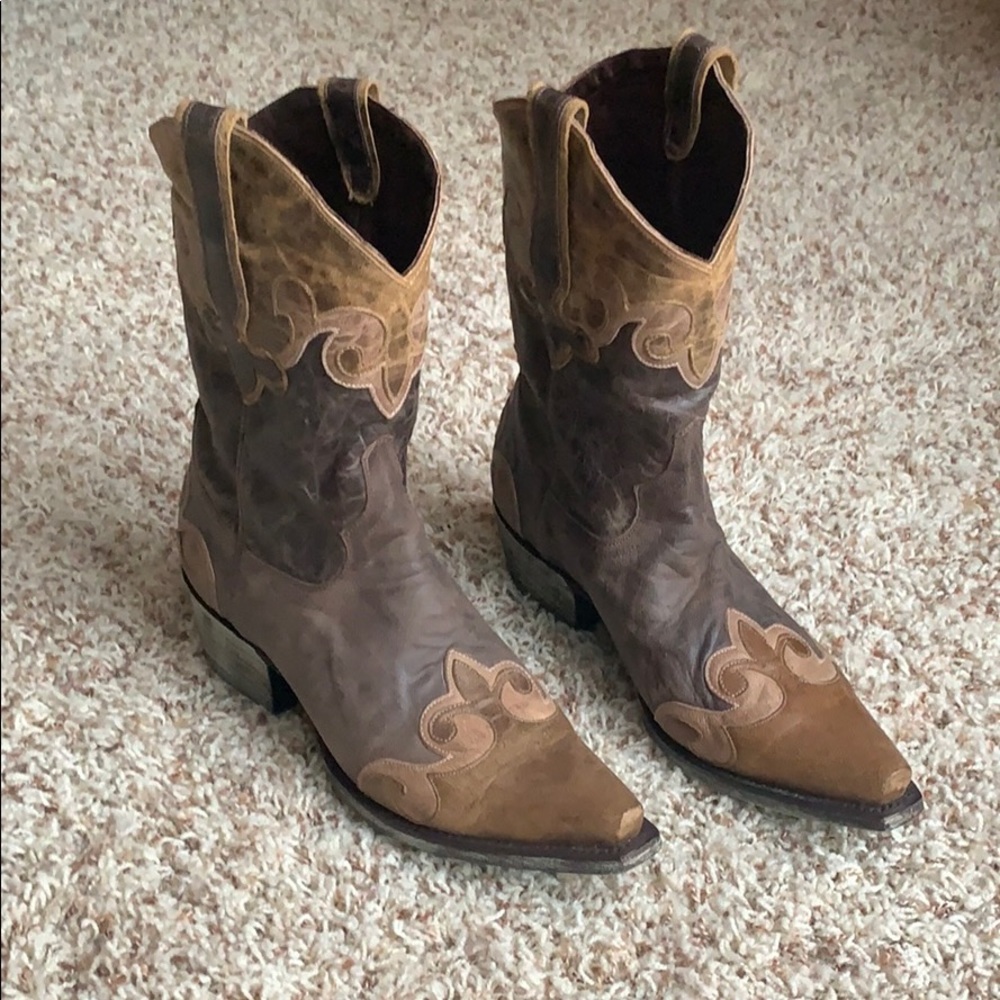 Lane Western Boots